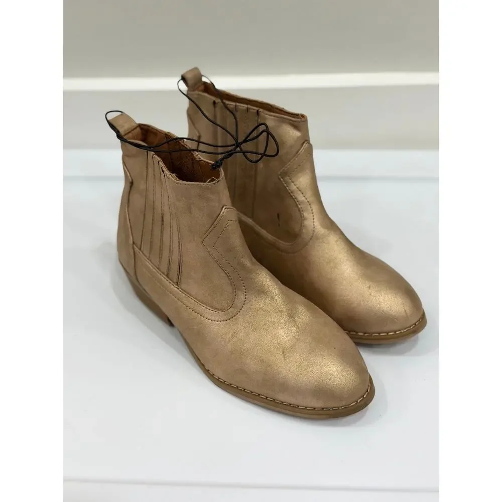 Universal Thread Shimmer Booties Size 7.5W